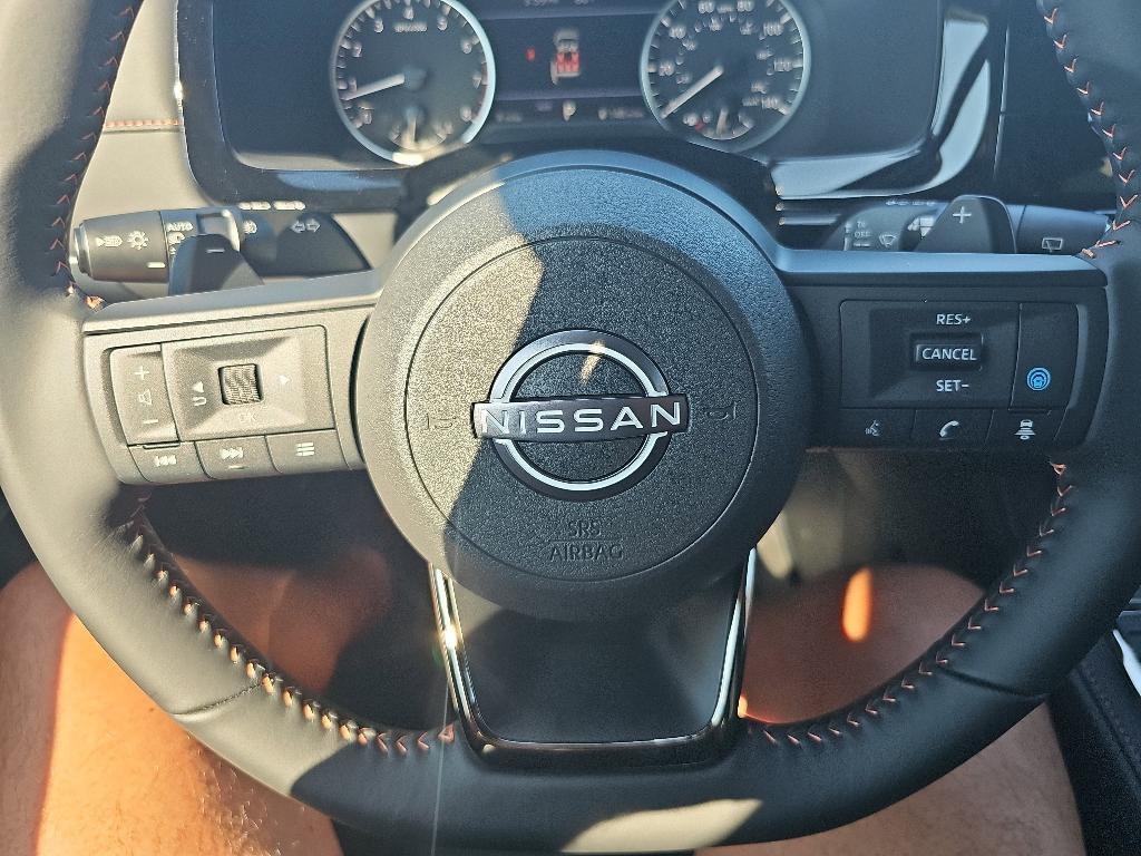 new 2025 Nissan Pathfinder car, priced at $37,352