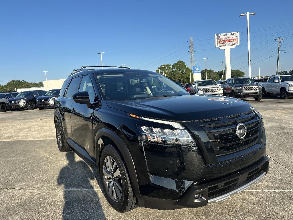 used 2023 Nissan Pathfinder car, priced at $26,899