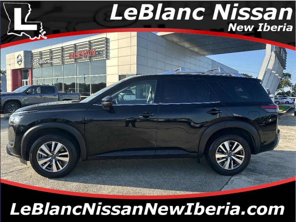 used 2023 Nissan Pathfinder car, priced at $27,499