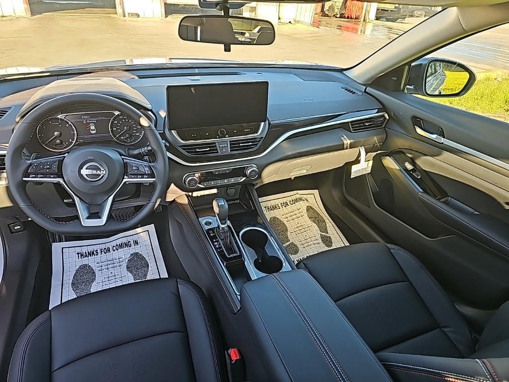 new 2025 Nissan Altima car, priced at $31,600