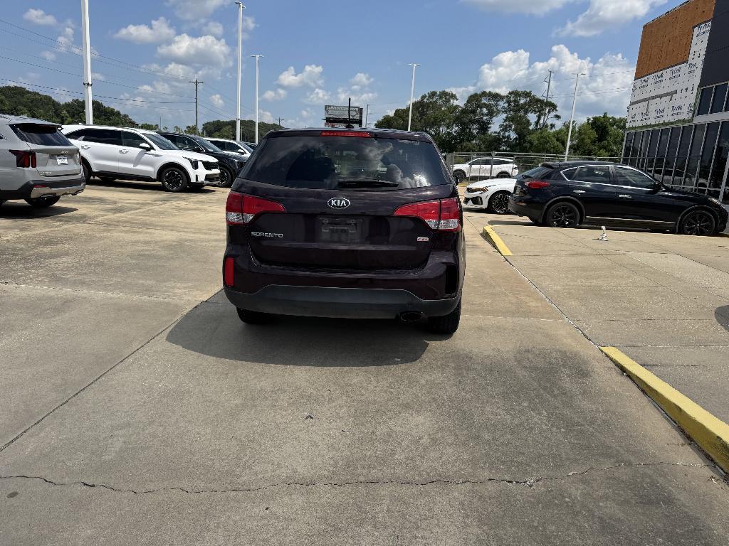 used 2014 Kia Sorento car, priced at $9,899