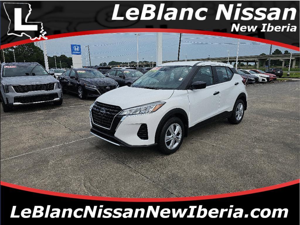used 2025 Nissan Kicks Play car, priced at $19,899