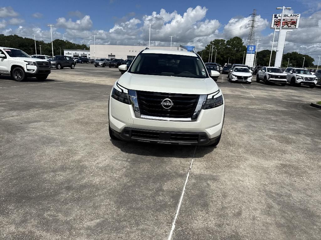 used 2024 Nissan Pathfinder car, priced at $28,899