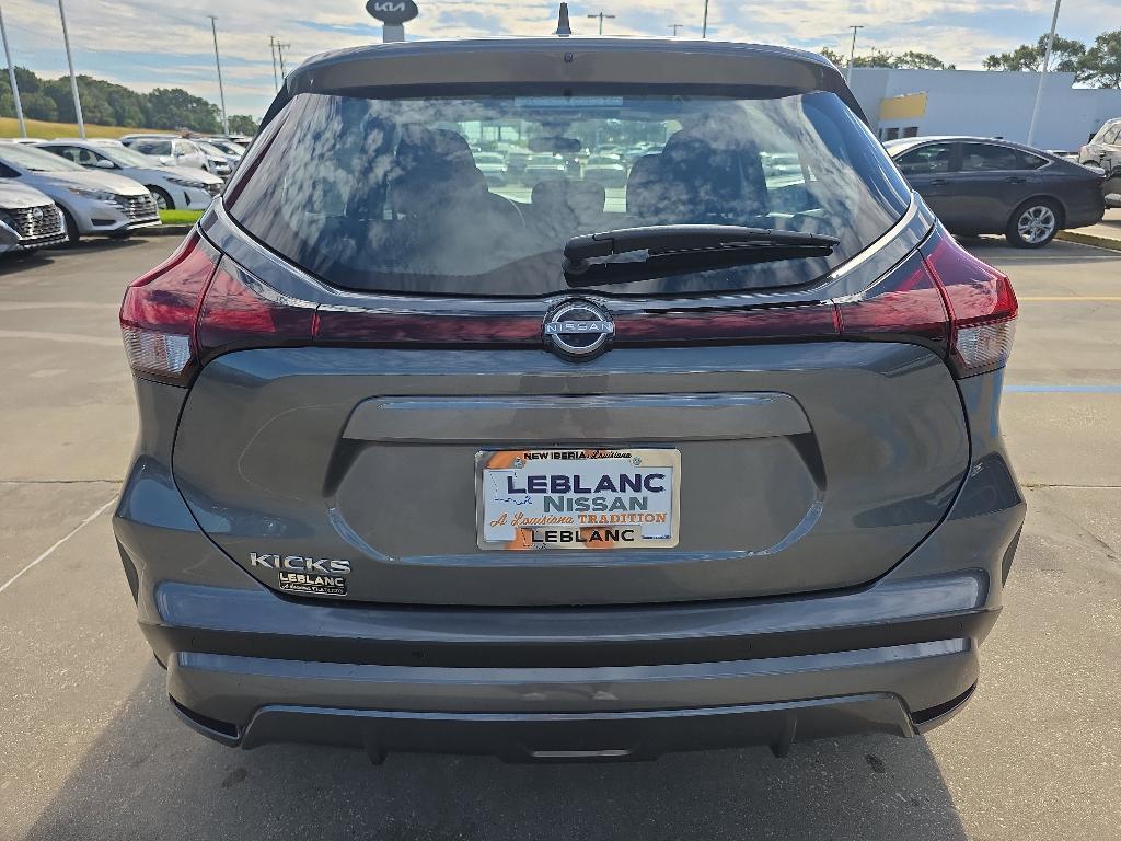 new 2025 Nissan Kicks Play car, priced at $19,995