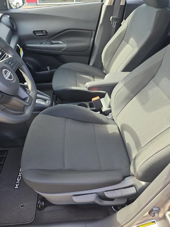 new 2025 Nissan Kicks Play car, priced at $19,995