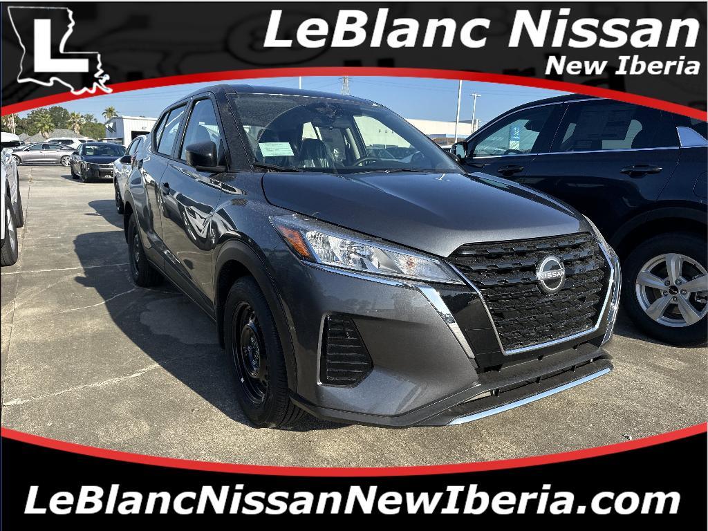 new 2025 Nissan Kicks Play car, priced at $22,040