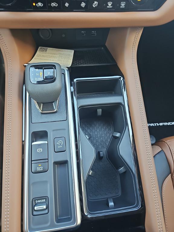new 2025 Nissan Pathfinder car, priced at $47,309