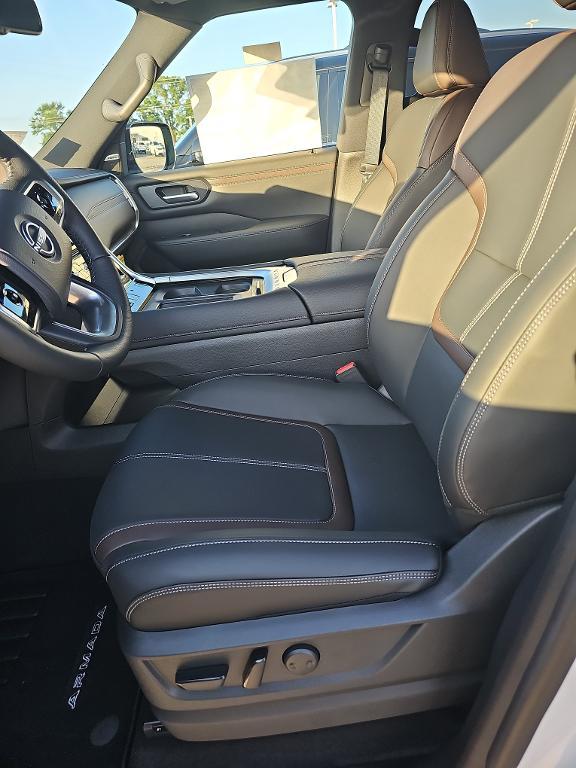 new 2025 Nissan Armada car, priced at $63,690