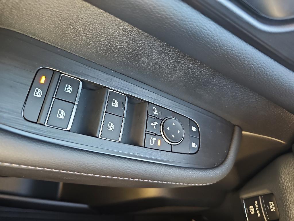 new 2025 Nissan Armada car, priced at $63,690