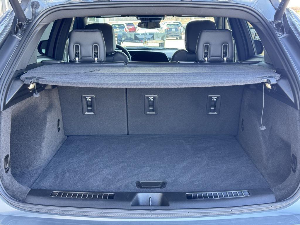 used 2024 Cadillac XT4 car, priced at $39,979