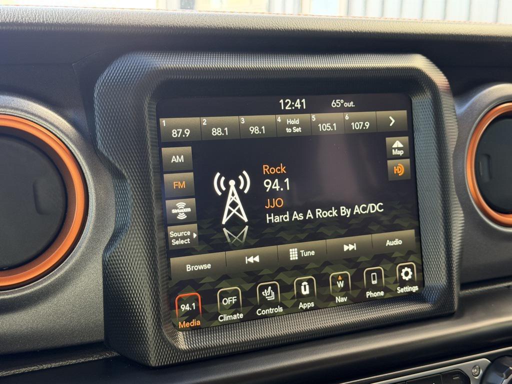 used 2022 Jeep Gladiator car, priced at $37,979