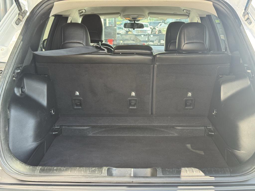 used 2019 Jeep Cherokee car, priced at $14,879