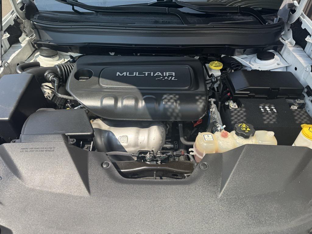 used 2019 Jeep Cherokee car, priced at $14,879