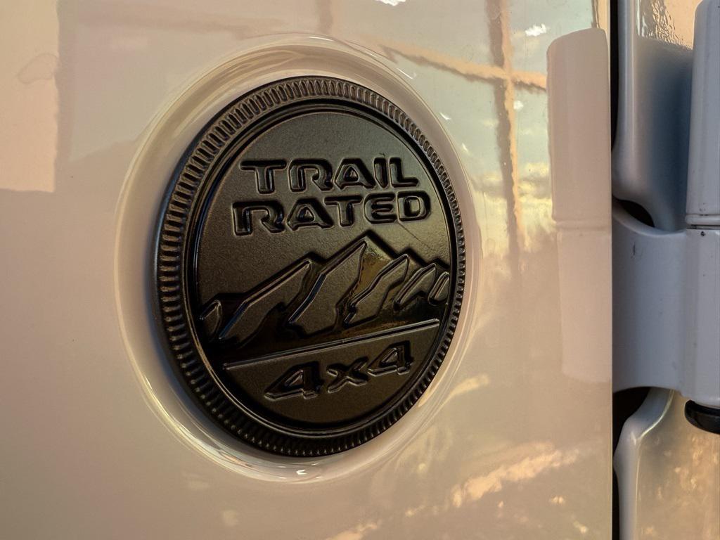 used 2023 Jeep Gladiator car, priced at $36,979