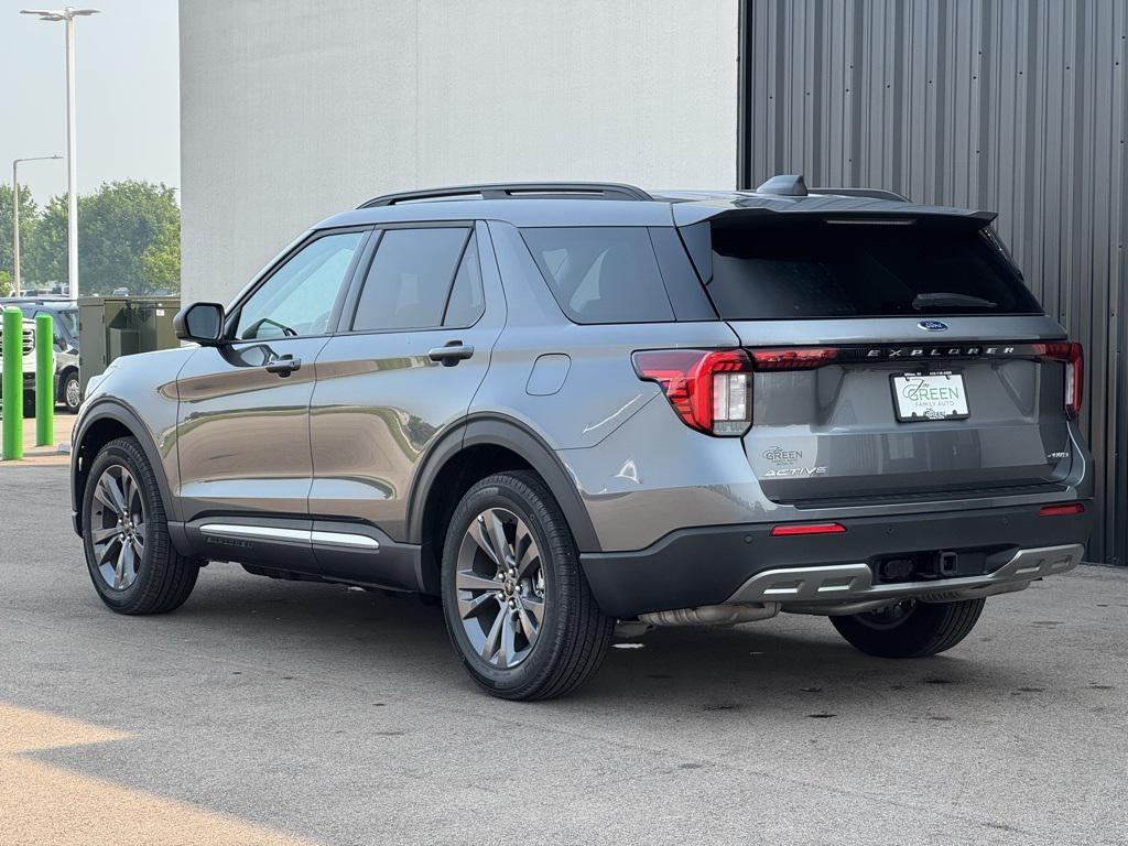 used 2025 Ford Explorer car, priced at $40,979