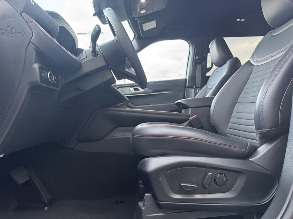 used 2025 Ford Explorer car, priced at $45,979