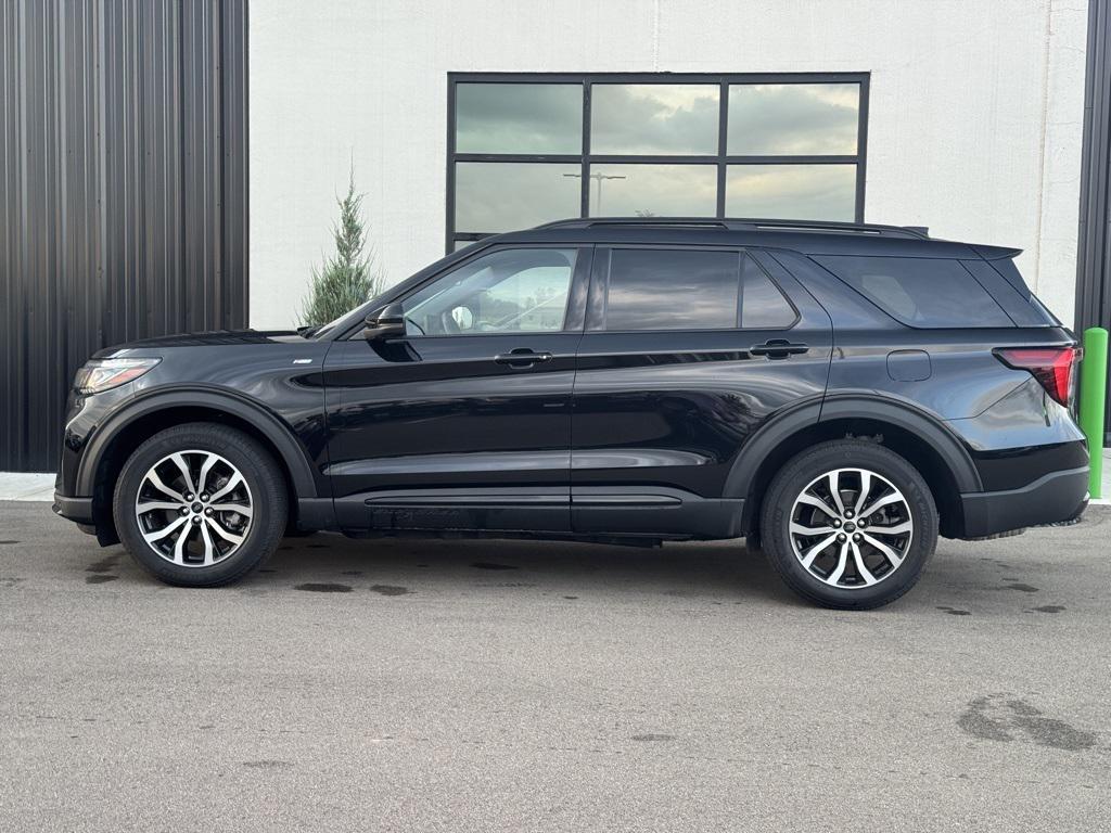 used 2025 Ford Explorer car, priced at $45,979