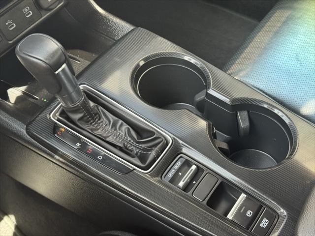used 2025 Honda Civic Hybrid car, priced at $29,979