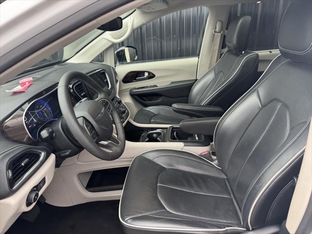 used 2024 Chrysler Pacifica car, priced at $38,979
