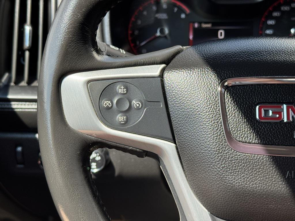 used 2015 GMC Canyon car, priced at $24,979
