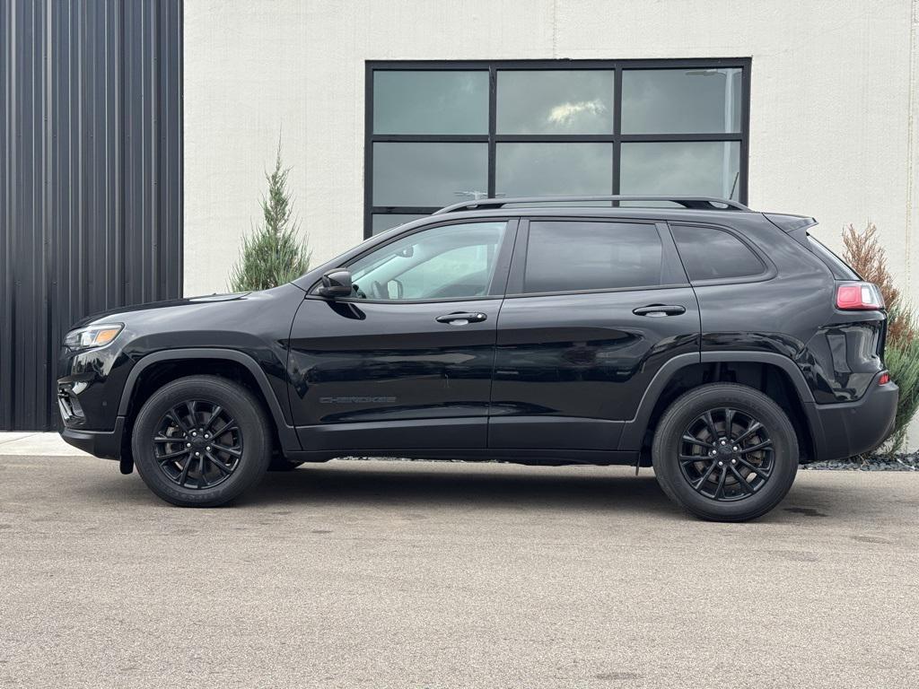 used 2023 Jeep Cherokee car, priced at $23,979