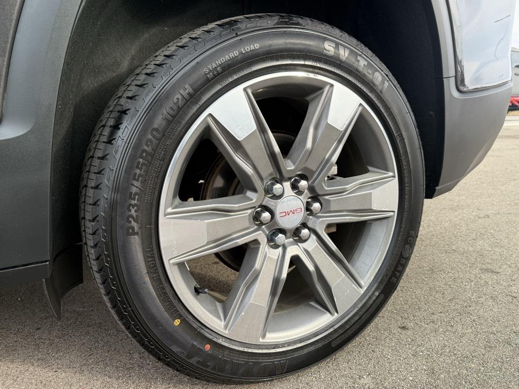 used 2017 GMC Acadia car, priced at $15,979