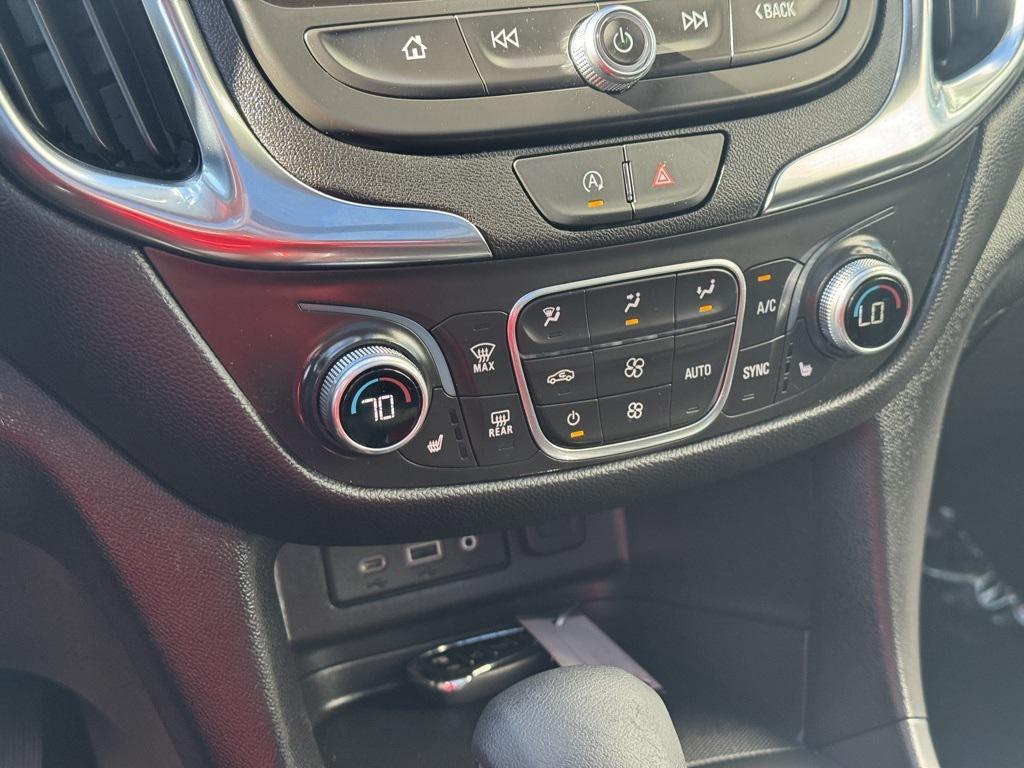 used 2024 Chevrolet Equinox car, priced at $25,979