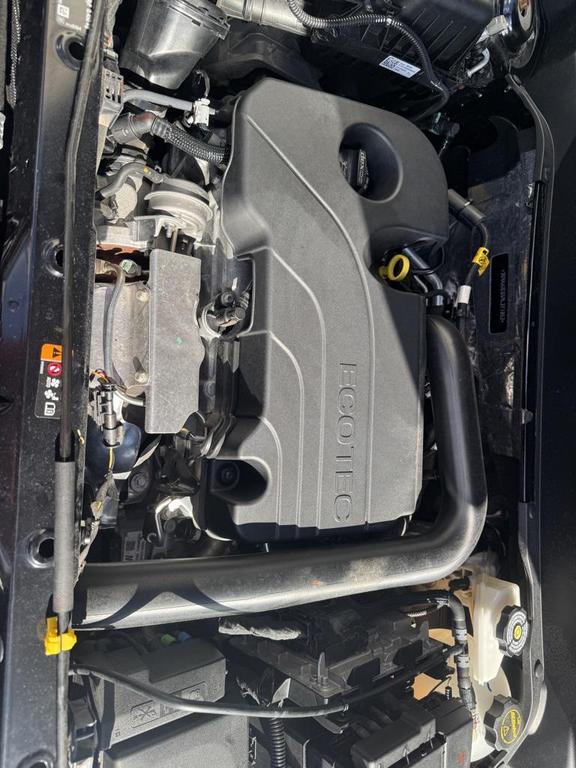 used 2024 Chevrolet Equinox car, priced at $25,979