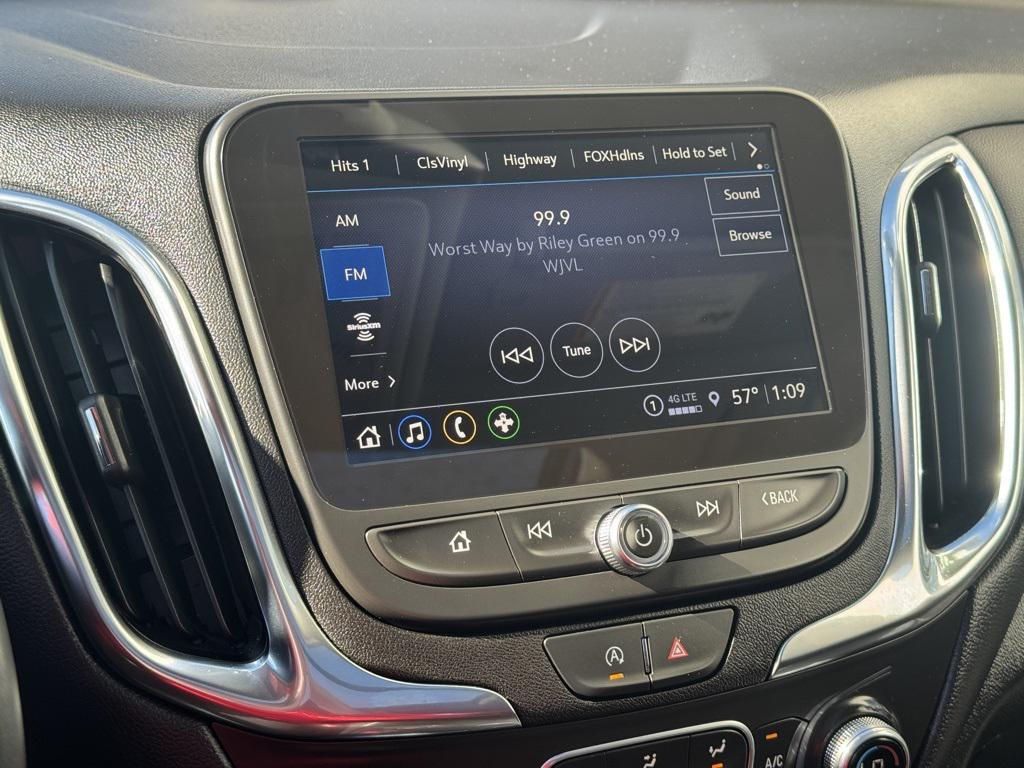 used 2024 Chevrolet Equinox car, priced at $25,979