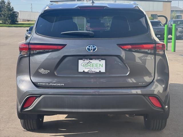 used 2023 Toyota Highlander Hybrid car, priced at $38,479