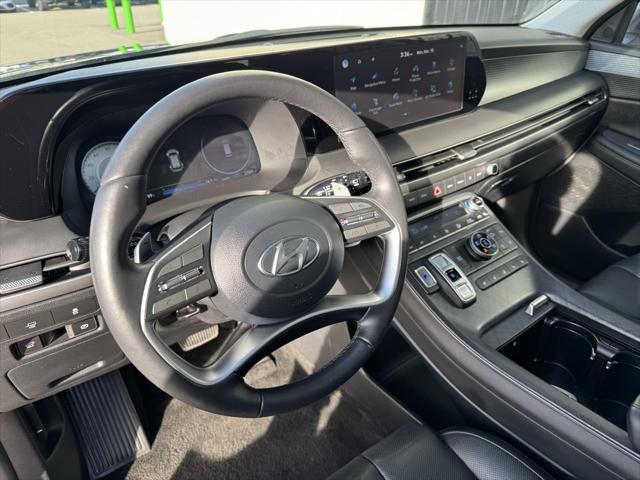 used 2024 Hyundai Palisade car, priced at $40,479