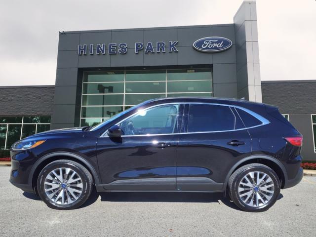 used 2022 Ford Escape car, priced at $26,995