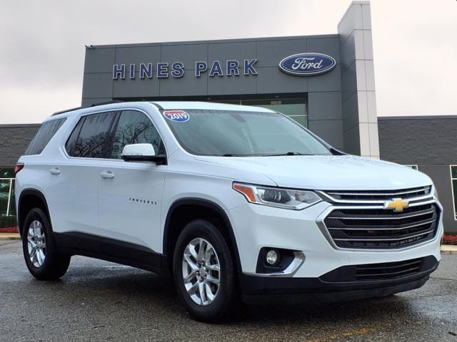 used 2019 Chevrolet Traverse car, priced at $18,995