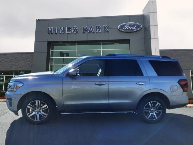 used 2022 Ford Expedition car, priced at $45,995