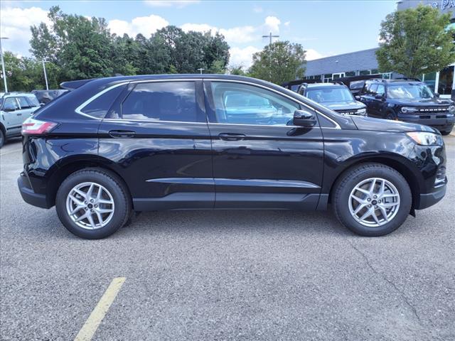 used 2024 Ford Edge car, priced at $33,988