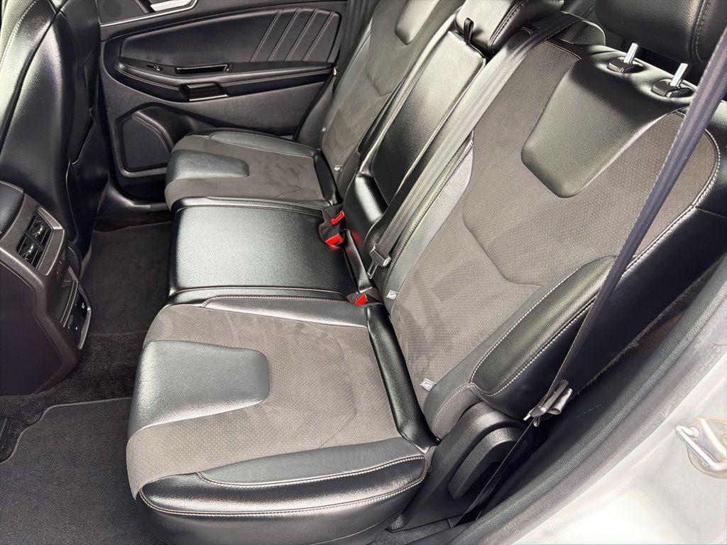used 2018 Ford Edge car, priced at $13,900