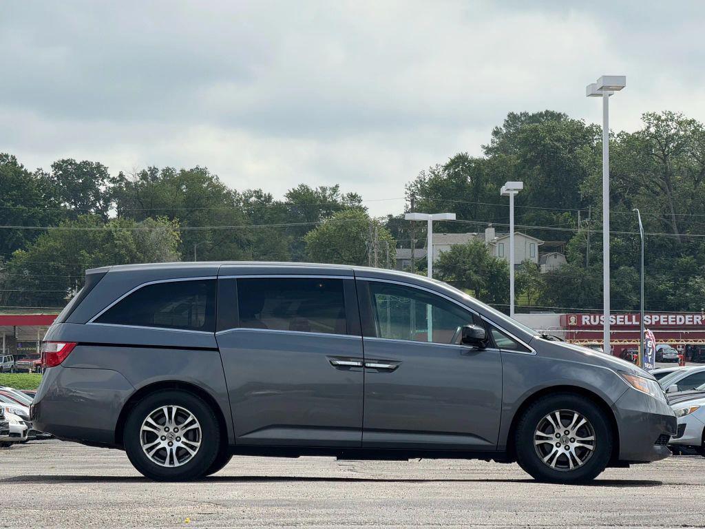 used 2013 Honda Odyssey car, priced at $9,999
