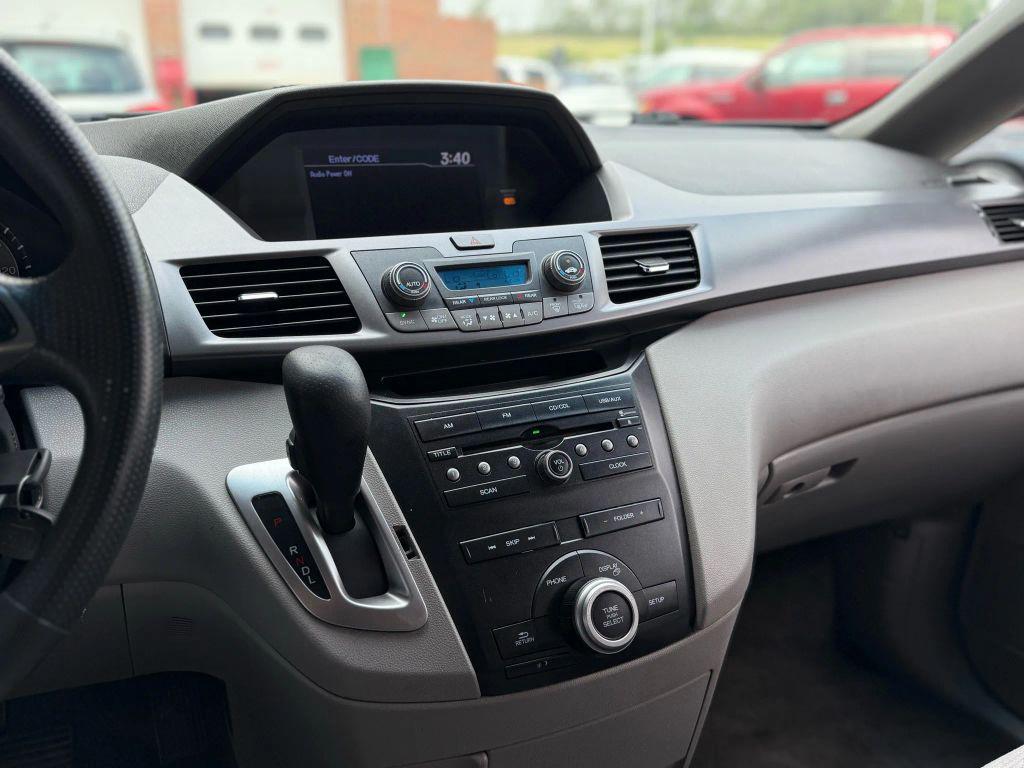 used 2013 Honda Odyssey car, priced at $9,999
