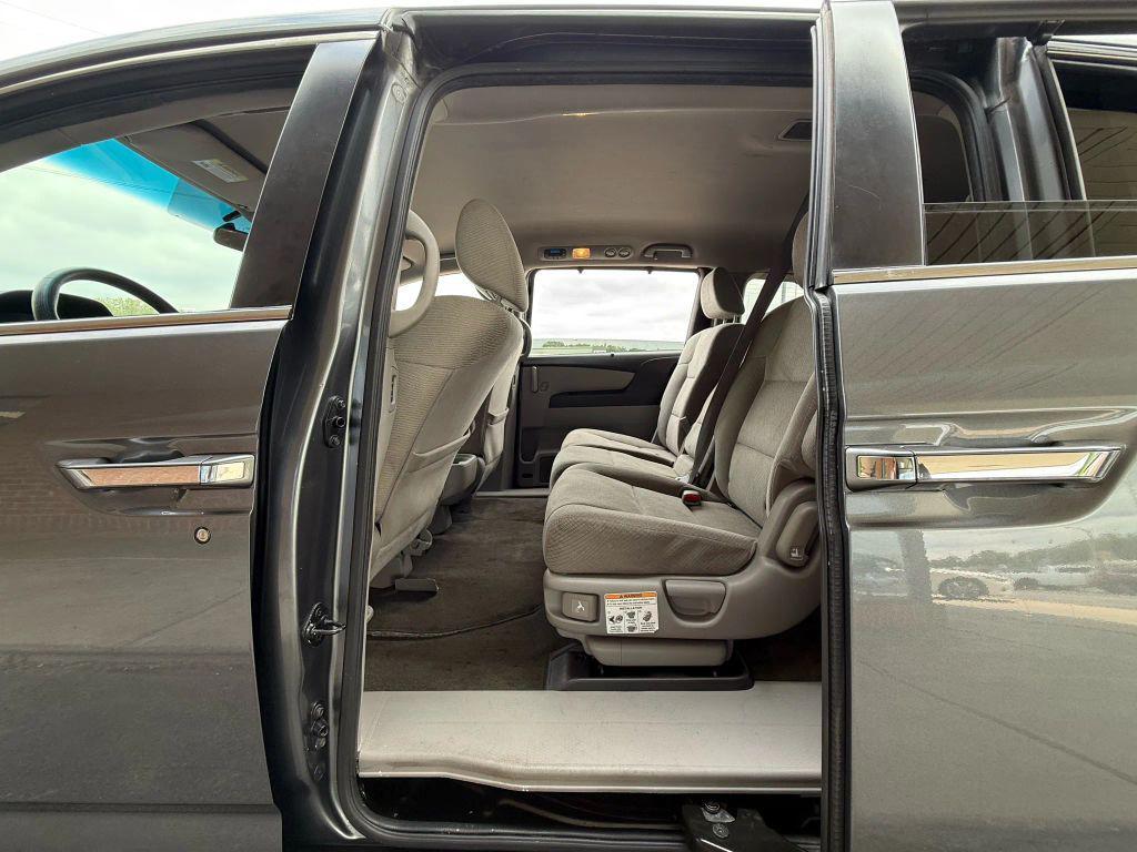 used 2013 Honda Odyssey car, priced at $9,999