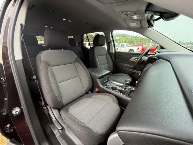 used 2021 Chevrolet Traverse car, priced at $21,999