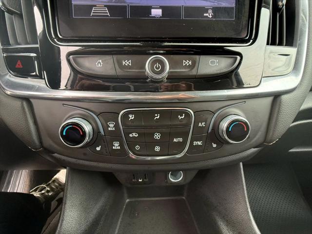 used 2021 Chevrolet Traverse car, priced at $21,999