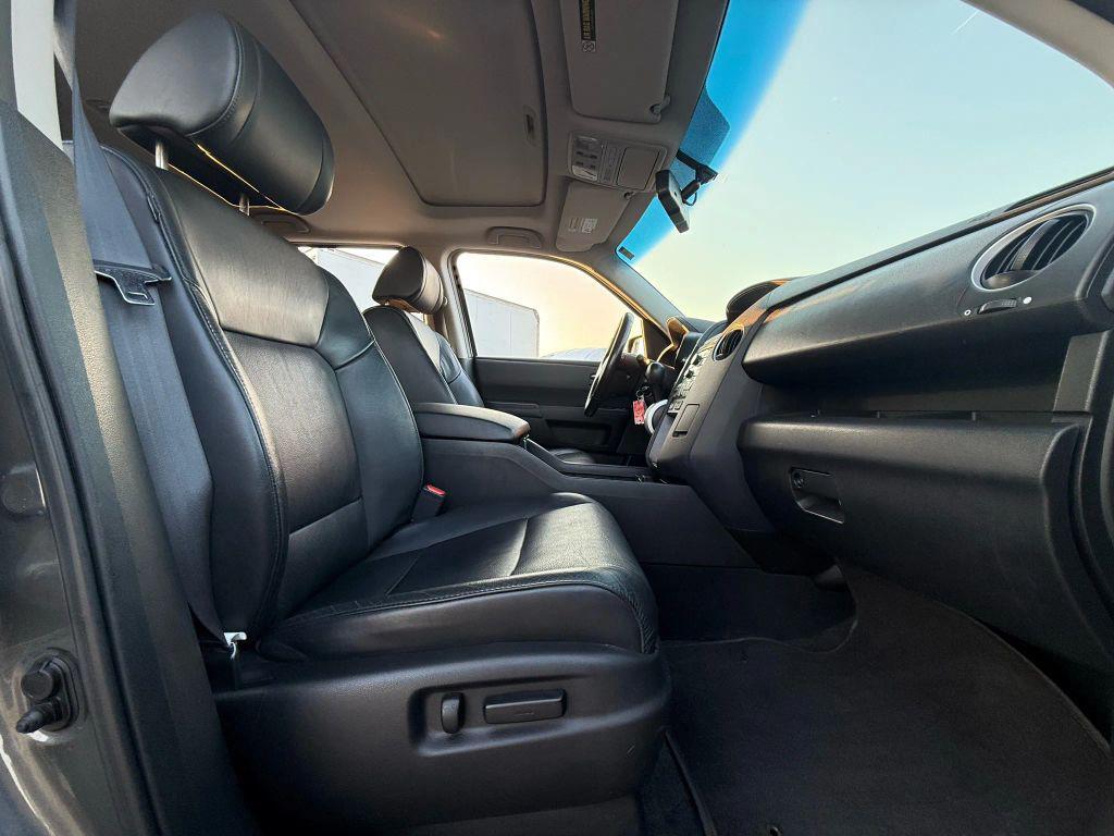 used 2010 Honda Pilot car, priced at $9,999