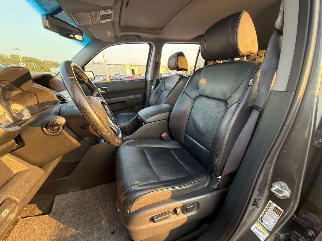used 2010 Honda Pilot car, priced at $9,999