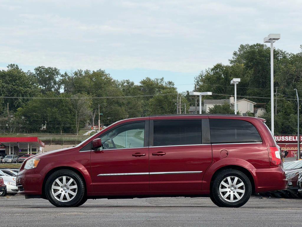 used 2014 Chrysler Town & Country car, priced at $5,999