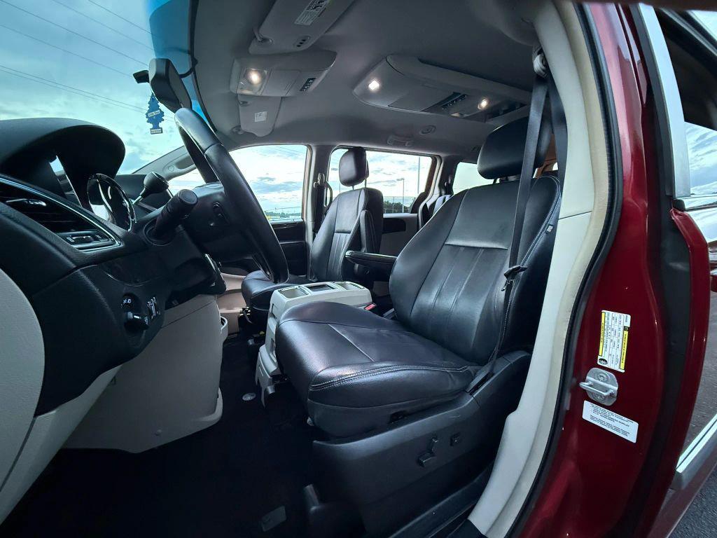 used 2014 Chrysler Town & Country car, priced at $5,999