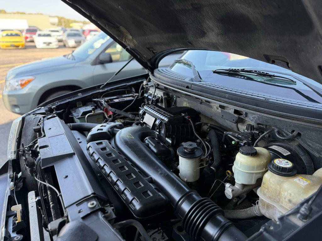 used 2004 Ford F-150 car, priced at $5,999