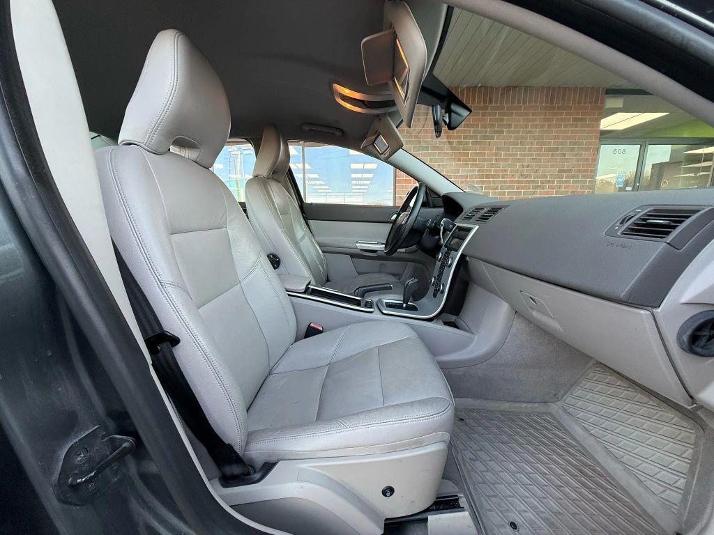 used 2010 Volvo S40 car, priced at $5,999