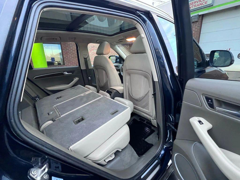 used 2011 Audi Q5 car, priced at $9,999