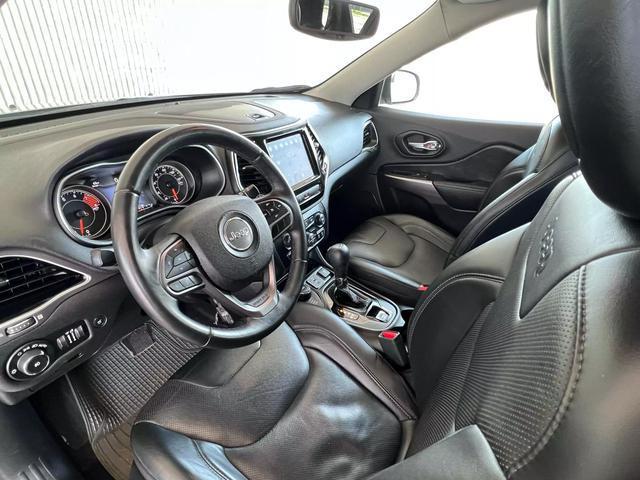 used 2019 Jeep Cherokee car, priced at $19,999