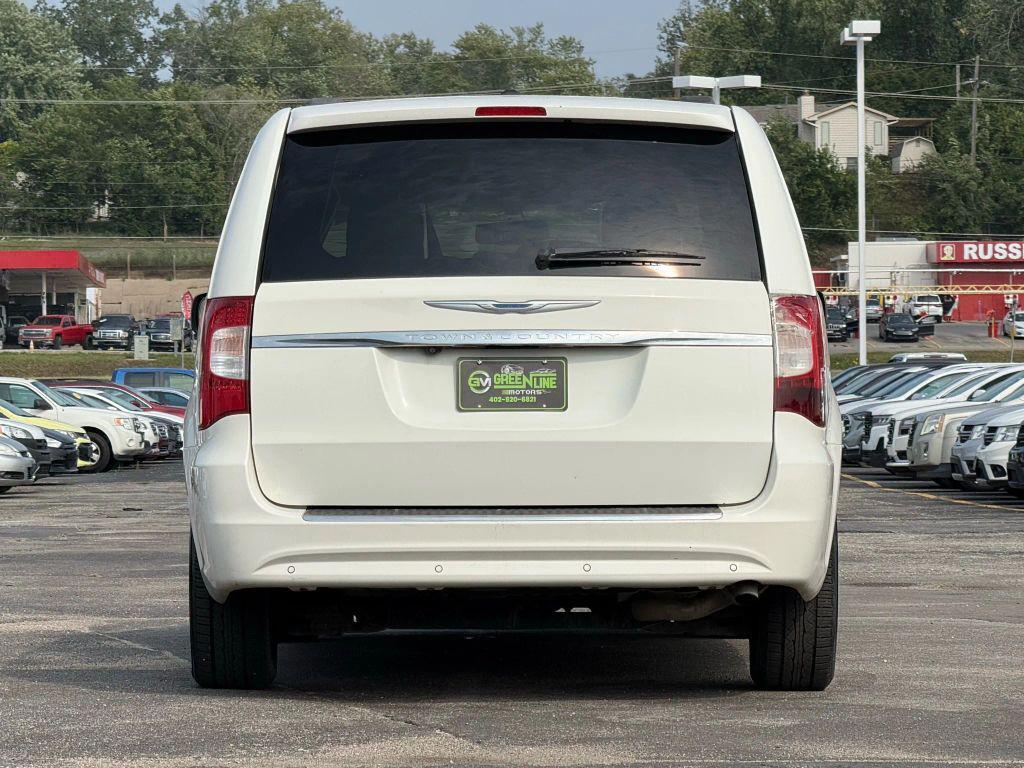 used 2013 Chrysler Town & Country car, priced at $3,999